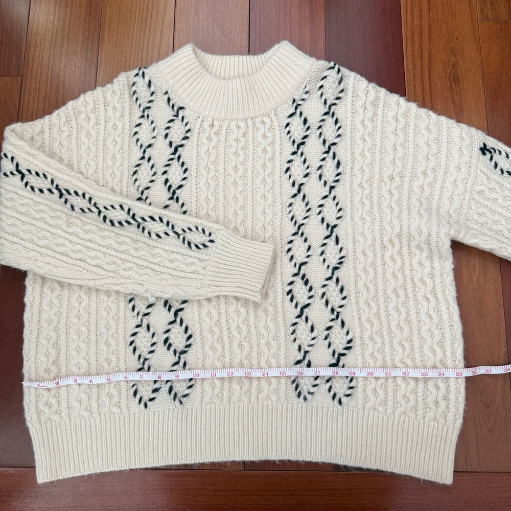 Michelle Nicole Cream and Black Cable Knit Sweater‎ - Picture 7 of 7